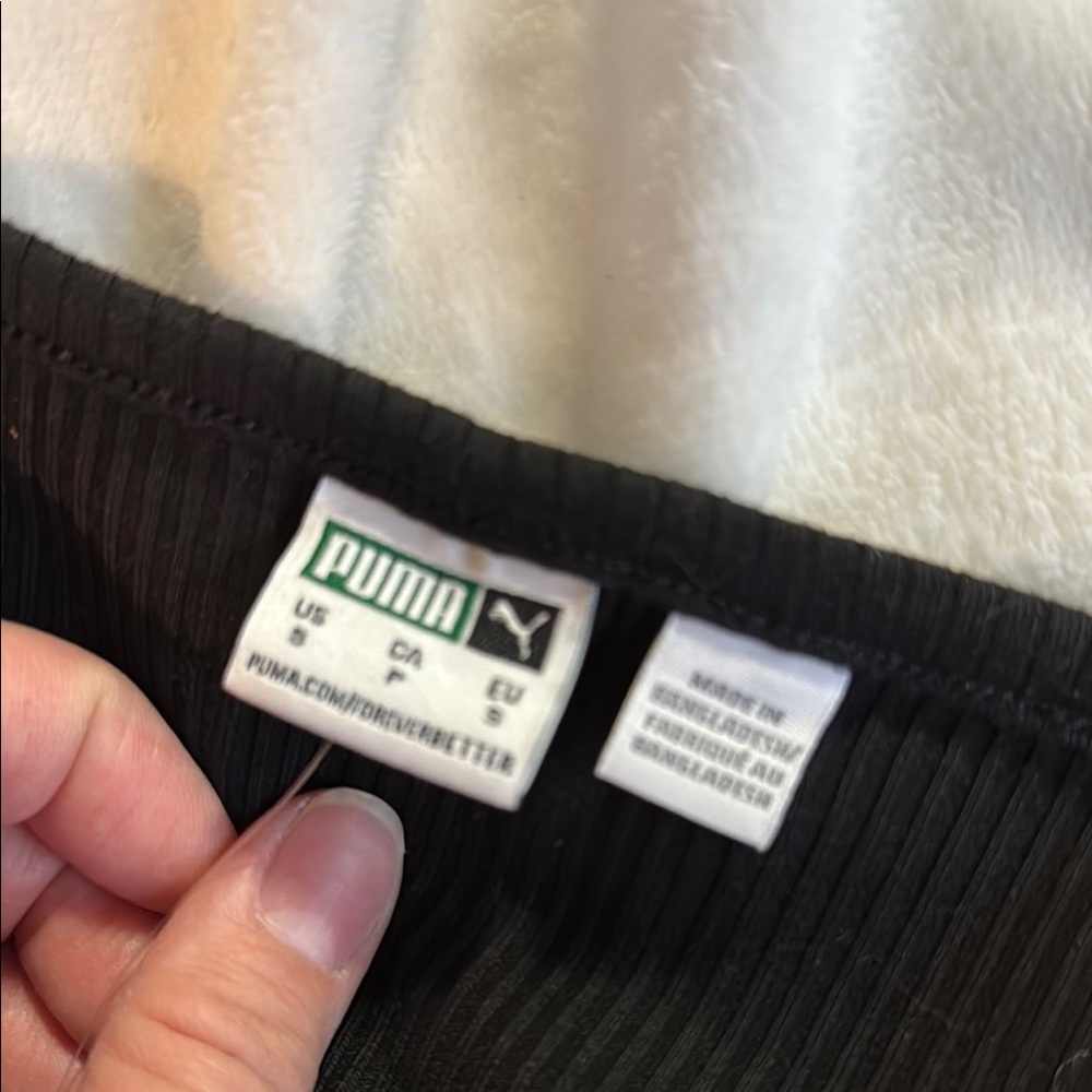 Puma Women's Black Ribbed Top - Picture 2 of 3